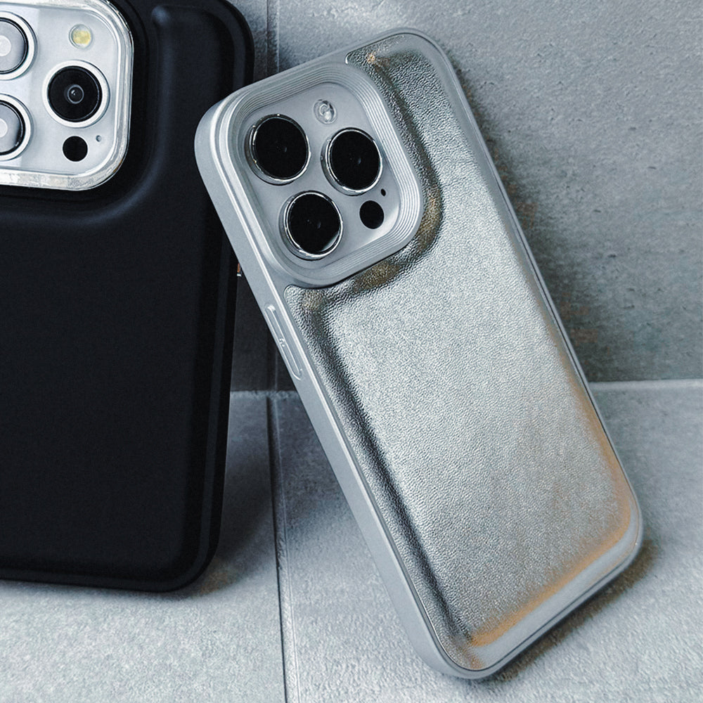 【iPhone15 Pro】シルバーパフケース