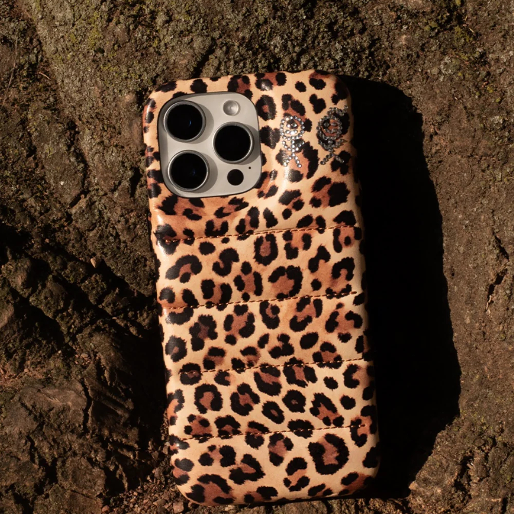 THE PUFFER CASE (LEOPARD)