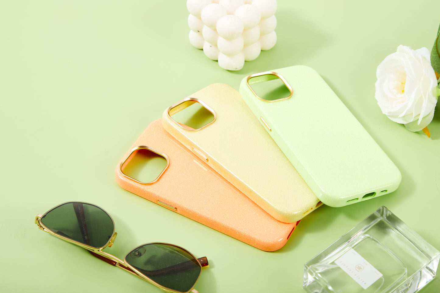 【iPhone15 Pro】Sparkling Case(neon green)