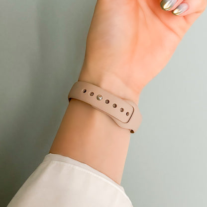 【Apple Watch バンド 41/40/38mm】スリムシンプルシリコンバンド (ベージュ) for Apple Watch SE(第2/1世代)/Series9/8/7/6/5/4/3/2/1