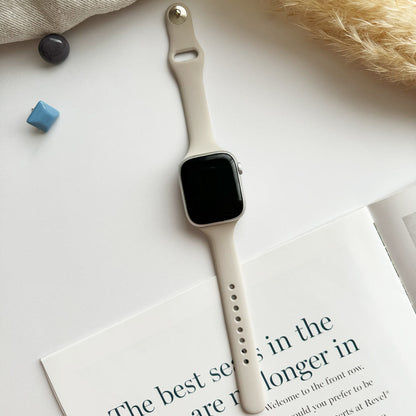 【Apple Watch バンド 41/40/38mm】スリムシンプルシリコンバンド (アイボリー) for Apple Watch SE(第2/1世代)/Series9/8/7/6/5/4/3/2/1