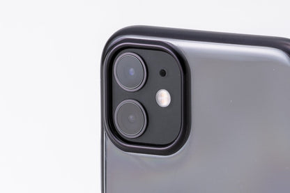 【iPhone11】サイドメッキケース(ブラック)
